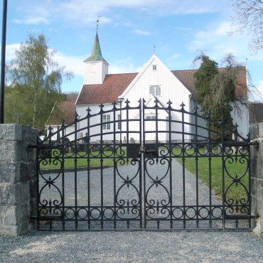 Landvik kirke