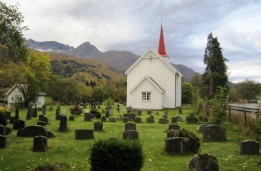 Austefjord kirke