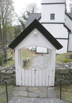 Dybvåg kirke