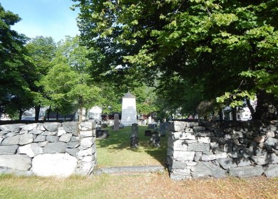 Farnes kirkegård