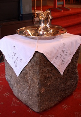 Døpefont