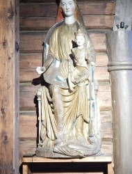 Madonna fra Hedalen i kirken