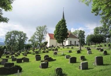 Heggen kirke