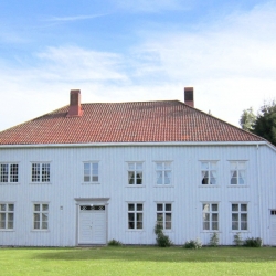 Prestegårdsbygningen