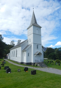 Hyllestad kirke