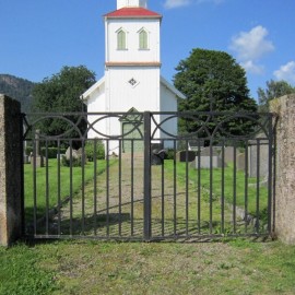 Komnes kirke