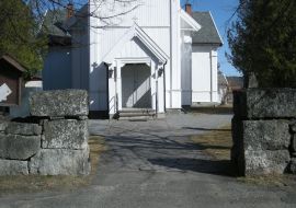 Kirkegårdsport i vest