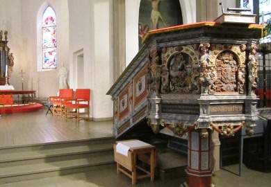 Prekestol fra Mariakirken