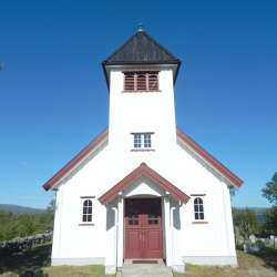 Møsstrond kirke