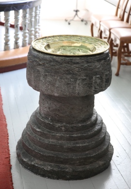 Døpefont