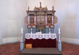 Alter og altertavle