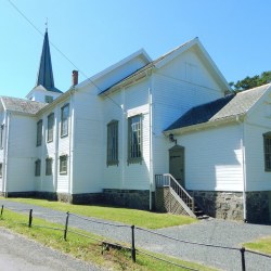 Skåtøy kirke