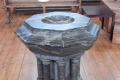 Døpefont