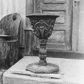 Døpefont fra Veum gamle kirke